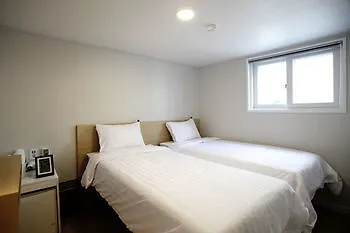Hotel Sleepy Panda Streamwalk Seoul Jongno 3*,  South Korea